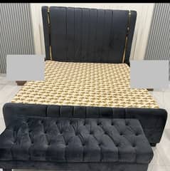 king Size Bed In Very Good Condition With Sethi Only No Mattress 0