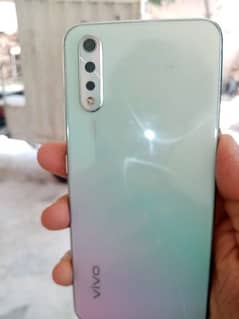 vivo s1 8/256 with box and charger 0
