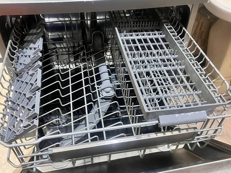 Dishwasher 3