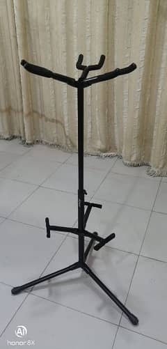 triple guitar stand