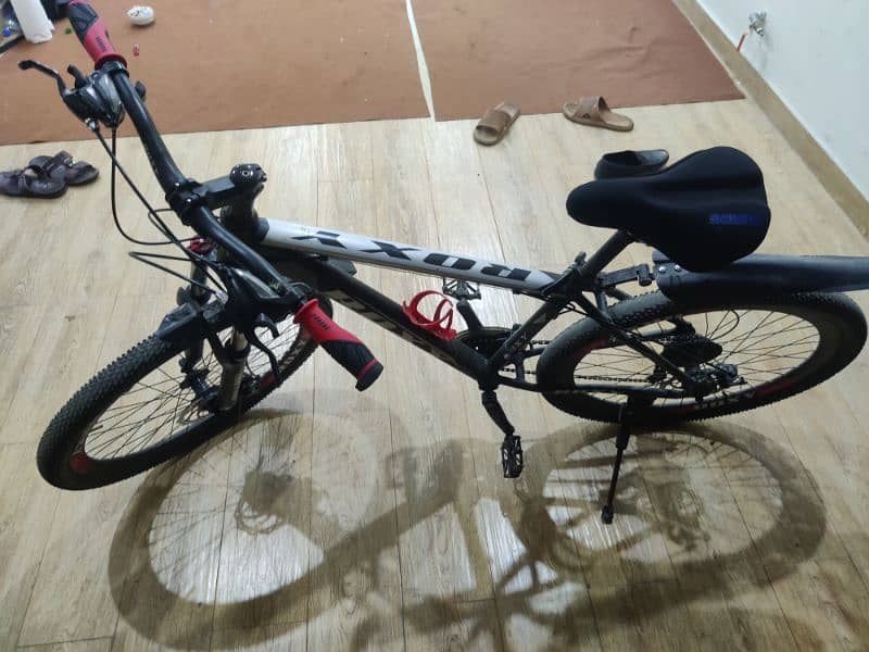Used sports bicycle in good conditions 2