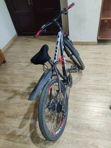 Used sports bicycle in good conditions 3