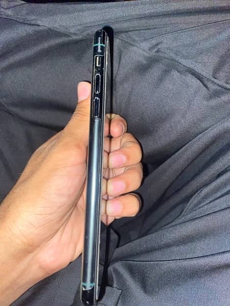 iphone 11pro max pta approved 2