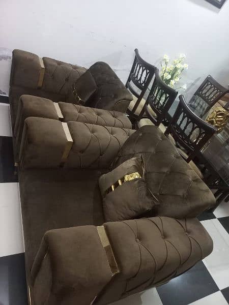 Excellent condition 7 Seater Sofa Set with Center Table 1