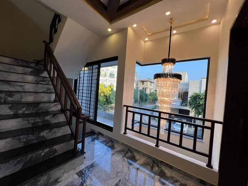 9 MARLA LUXURY HOUSE FOR SALE IN ABDULLAH GARDEN AYESHA BLOCK EAST CANAL ROAD FAISALABAD 9