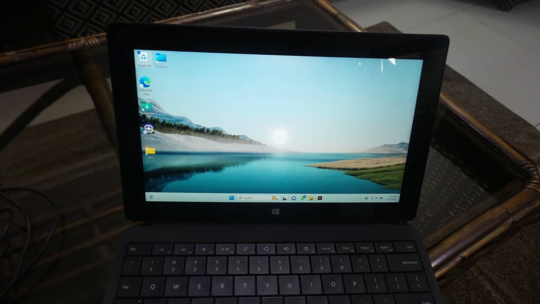 Microsoft Surface Pro Tablet PC Laptop 1