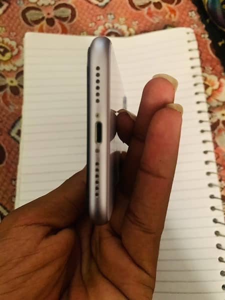 iphone 11 icloud water pack genuine condition only us as parts 3
