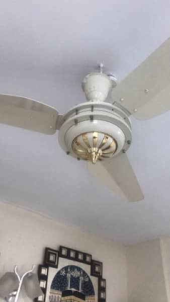 ceiling fan available in best price, 10/9 condition 6