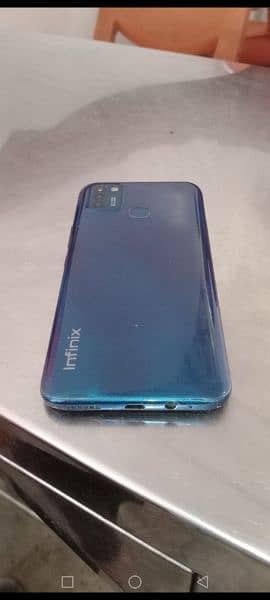 Infinix smart six In Good Condition with Original Box 3