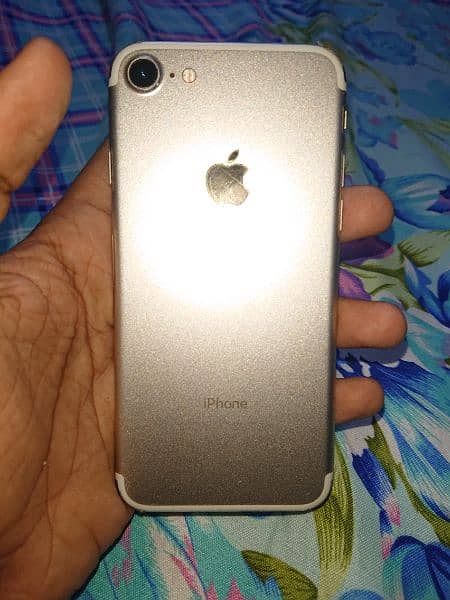 I PHONE 7 FOR SALE 1