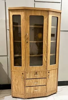 Crockery cabinet