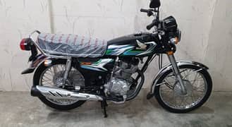 Honda CG 125 2023 model First owner Karachi num 03278228900