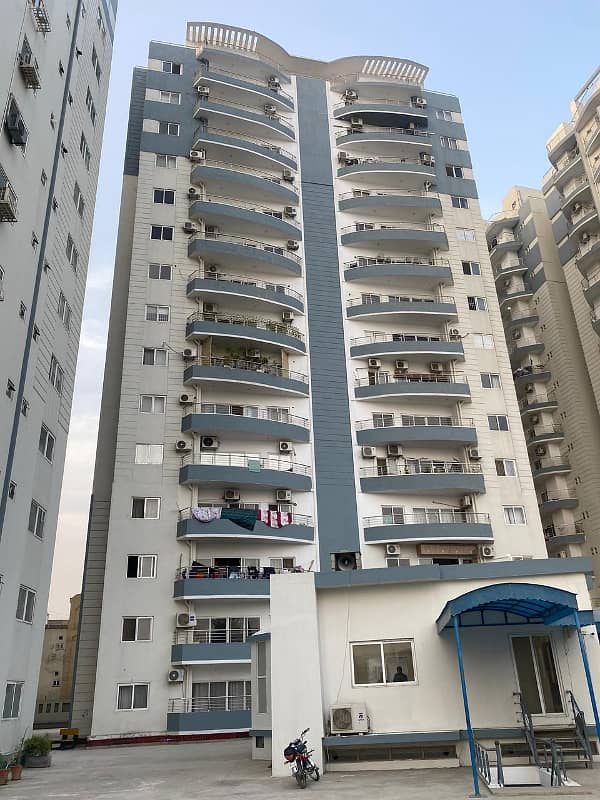 Three bed Apartment Available for sale in Green line Tower Capital Residencia 10