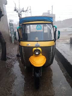 Rozgar CNG Rickshaw Sale