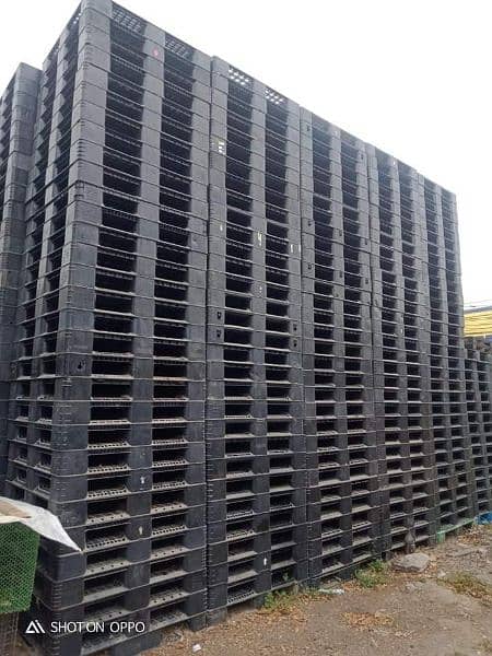 used pallets 2