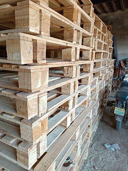 used pallets 8