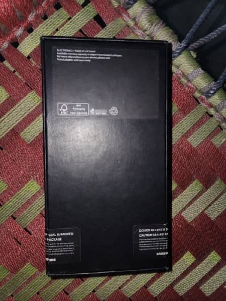 Samsung S21 256Gb with box 4