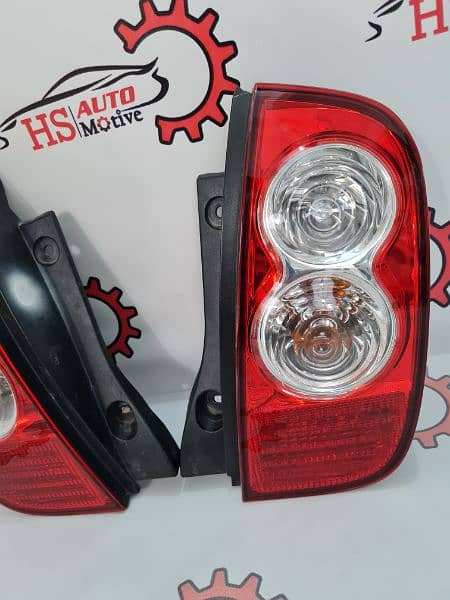 Nissan Juke / March Geniune Back Light / Tail Lamp Bumper part 3