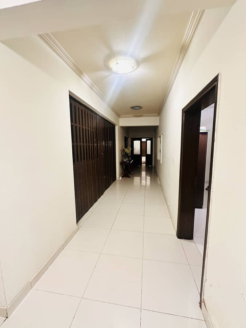 Luxurious 4 Bedroom Unfurnished Apartment Available For Sale In F-11 Karakoram Enclave 3