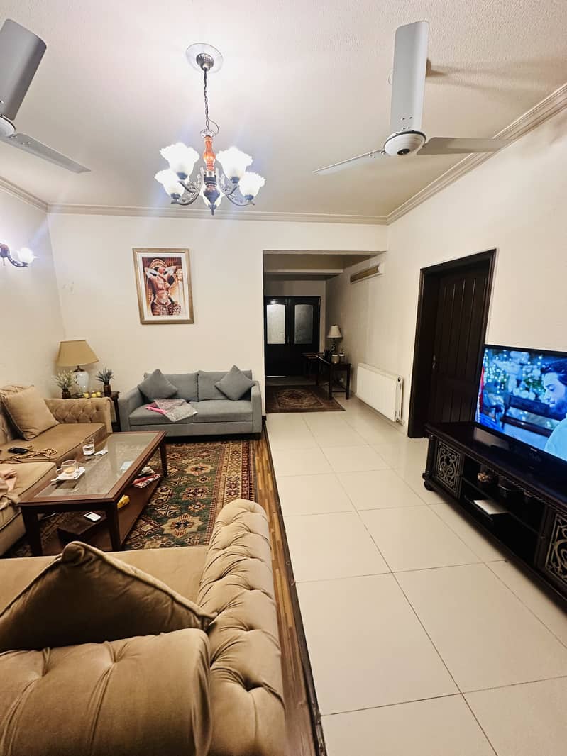 Luxurious 4 Bedroom Unfurnished Apartment Available For Sale In F-11 Karakoram Enclave 17