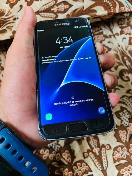 I wana sale samsung galaxy s7 in  very clear condition _ 03411506477 4