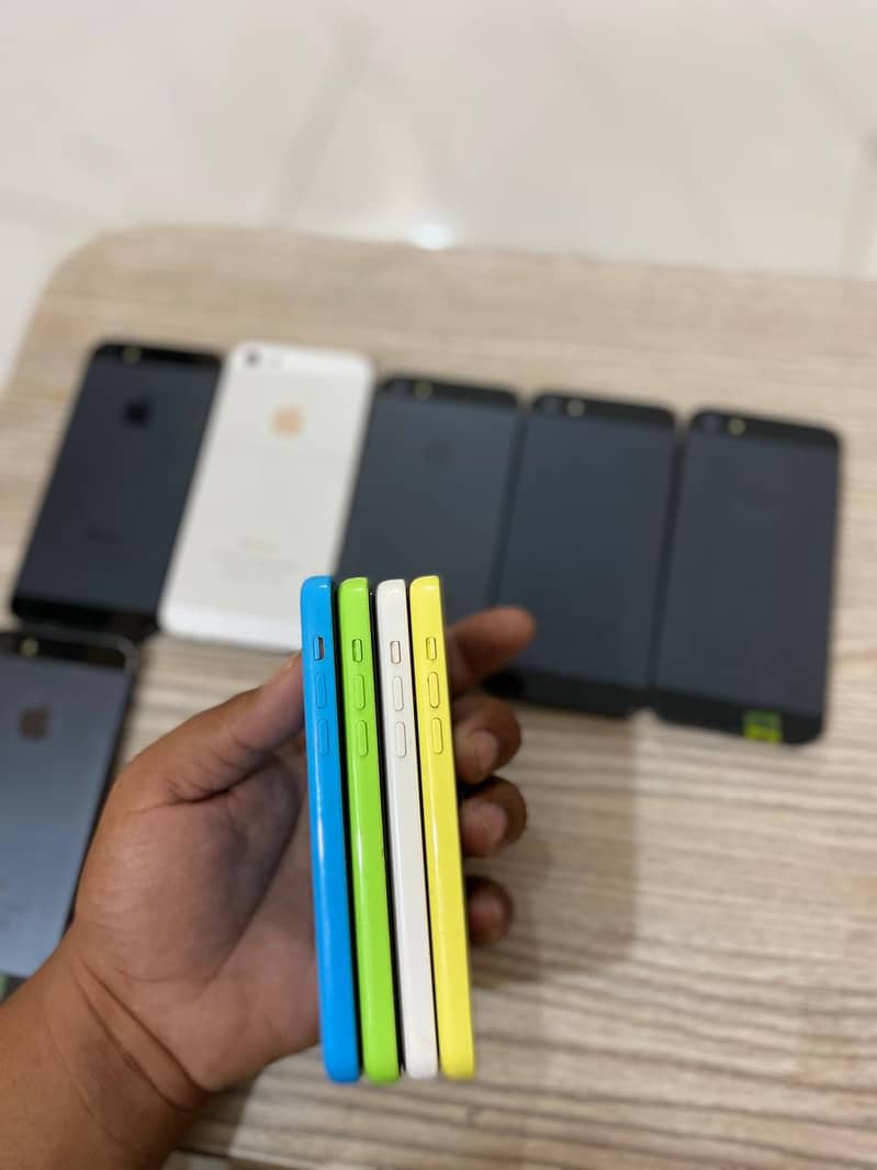 iPhone 5 and 5c 16gb mix quantity available 2