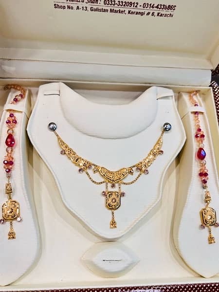 1 GOLD NECKLACE SET 22 CARAT IN USED LIKE NEW HAMZA JEWELLERS 3