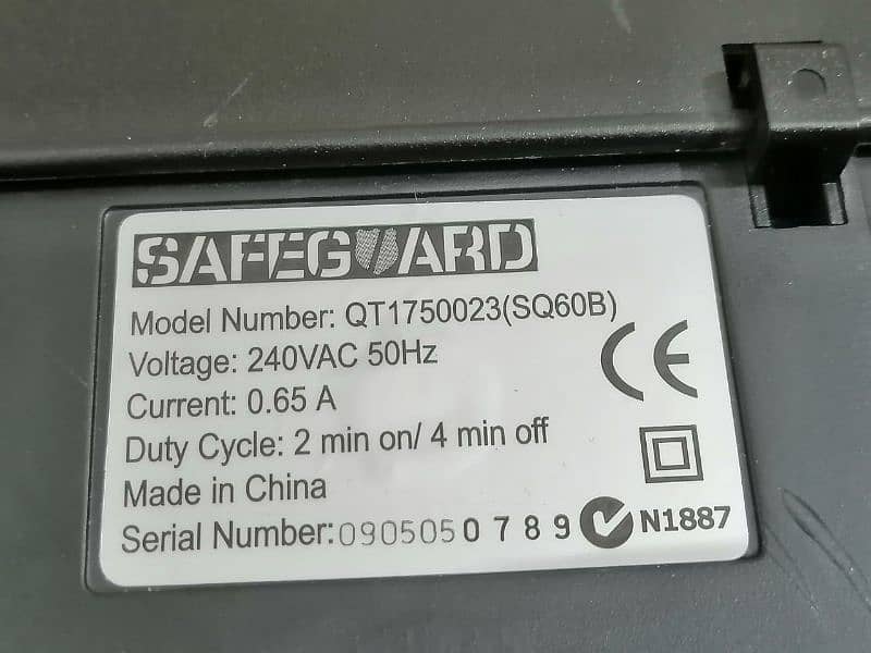 Safeguard Crosscut A4 Paper Shredder, Imported 3