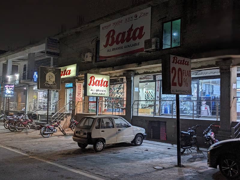 Commercial Market Building 2 Kanal 4 Marla Well 80 Fit Main Boulevard Near Sports Complex Hot Location Available For Sale In Sabzazaar Lahore By Fast Property Services Real Estate And Builders With Original Property. Direct Deal Face To Face With Owner 21