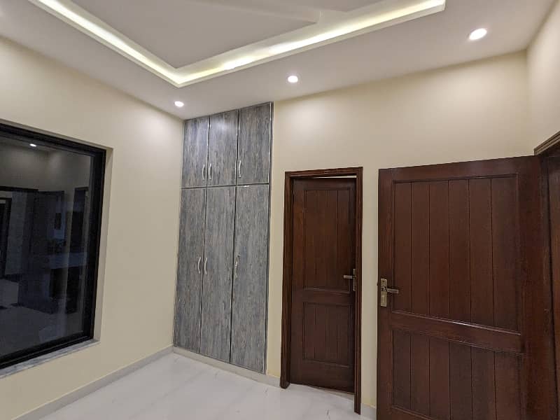 5 Marla Brand New First Entry Luxury Double Storey Double Unit Latest Modern Stylish House Available For Sale In Park View City Lahore By Fast Property Services Real Estate And Builders With Original Pictures. 13