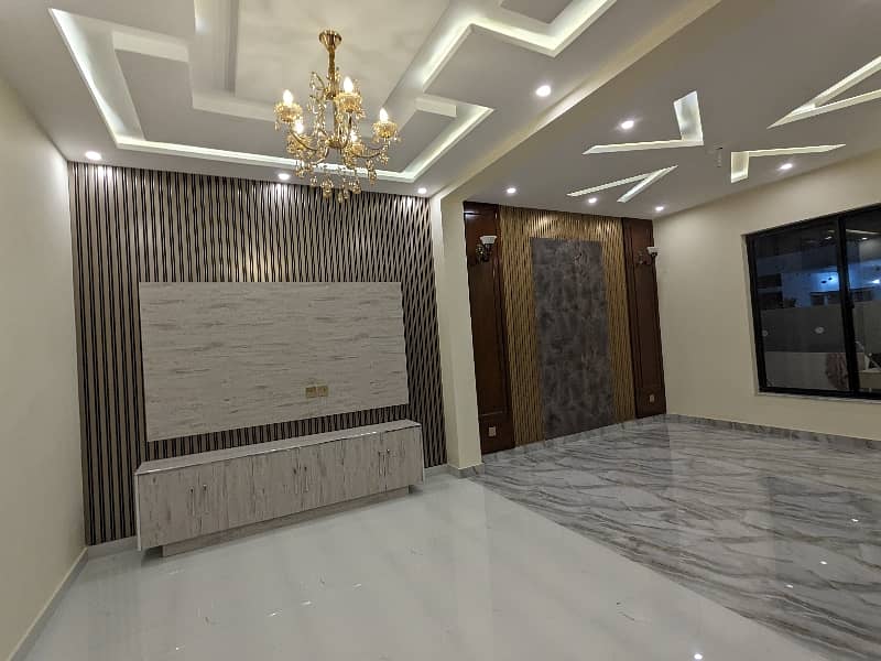 5 Marla Brand New First Entry Luxury Double Storey Double Unit Latest Modern Stylish House Available For Sale In Park View City Lahore By Fast Property Services Real Estate And Builders With Original Pictures. 21