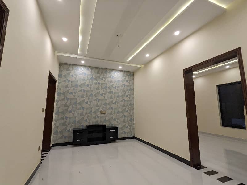5 Marla Brand New First Entry Luxury Double Storey Double Unit Latest Modern Stylish House Available For Sale In Park View City Lahore By Fast Property Services Real Estate And Builders With Original Pictures. 23