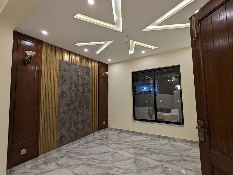 5 Marla Brand New First Entry Luxury Double Storey Double Unit Latest Modern Stylish House Available For Sale In Park View City Lahore By Fast Property Services Real Estate And Builders With Original Pictures. 39