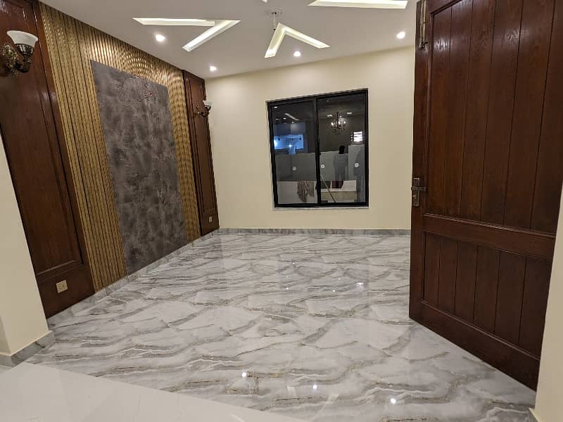 5 Marla Brand New First Entry Luxury Double Storey Double Unit Latest Modern Stylish House Available For Sale In Park View City Lahore By Fast Property Services Real Estate And Builders With Original Pictures. 43