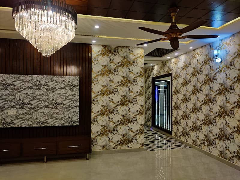 LUXURIOUS 12 MARLA DOUBLE STOREY HOUSE FOR SALE IN JOHAR TOWN 14
