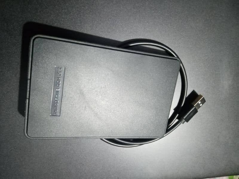 portable hardisk 750GB 1