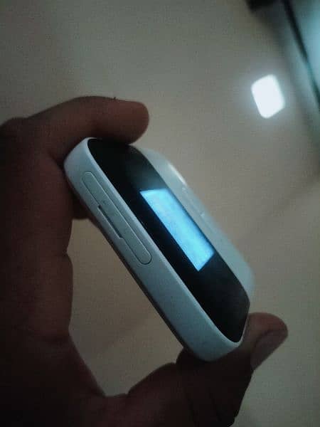 Pocket Wifi 801zt 1