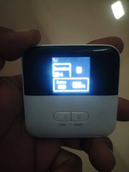 Pocket Wifi 801zt 3