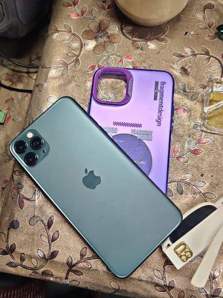 iPhone 11 pro max 256 factory 1