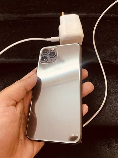 iphone 11 Pro Dual PTA Approved 6