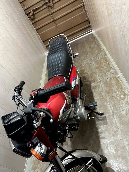 My bike Honda 125 for sale lush condition as a new 6