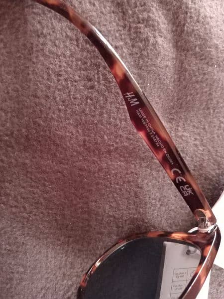 H&M sunglasses 1