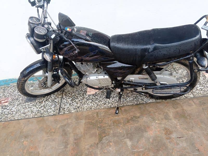 Suzuki GS150 2021 26000KMS Use Brand New Condition Best For 2022 2