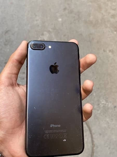 iphone 7plus pta approved 32gb 1