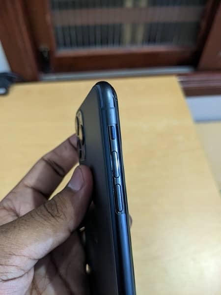 iPhone 11 Pro 256GB PTA Approved Both SIMs 7