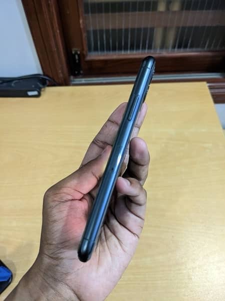 iPhone 11 Pro 256GB PTA Approved Both SIMs 9