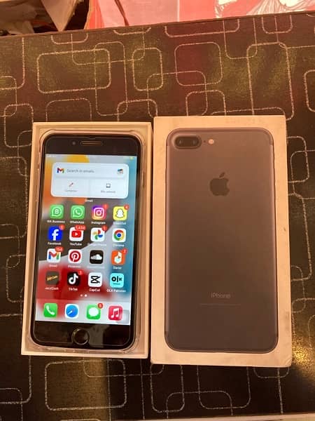 iPhone 7puls 32GB PTA Approved 1
