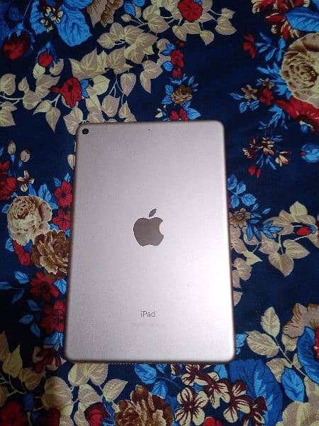 ipad mini 5  full new without box zero scratches 10/10 condition 1