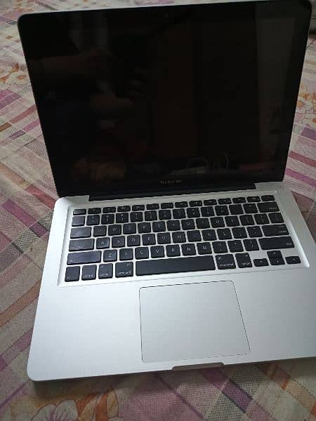 Apple Macbook Pro 2012 1