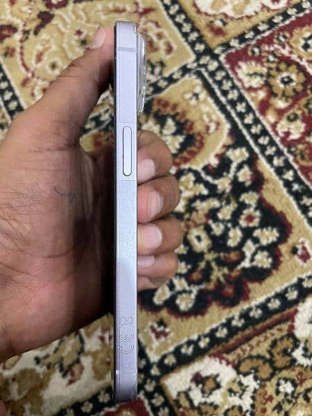 iPhone 14 128GB just 4 month use 5